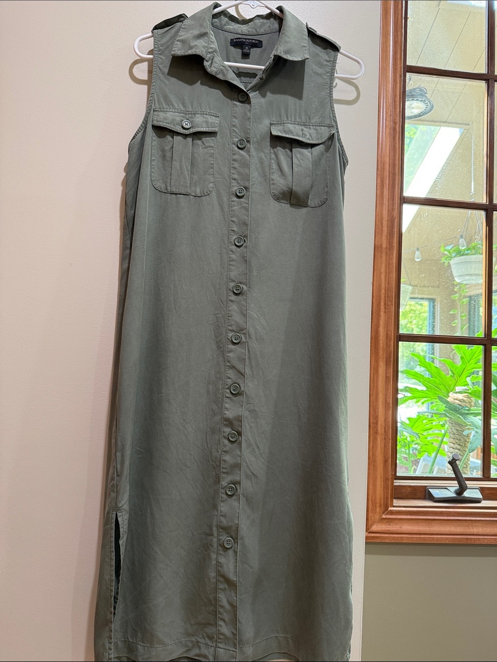 Banana Republic Olive Sleeveless Button-Front Maxi Dress